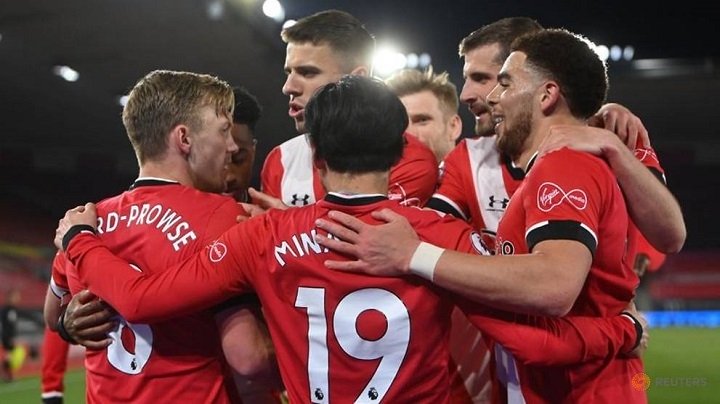 Football: Leicester held by 10-man Southampton