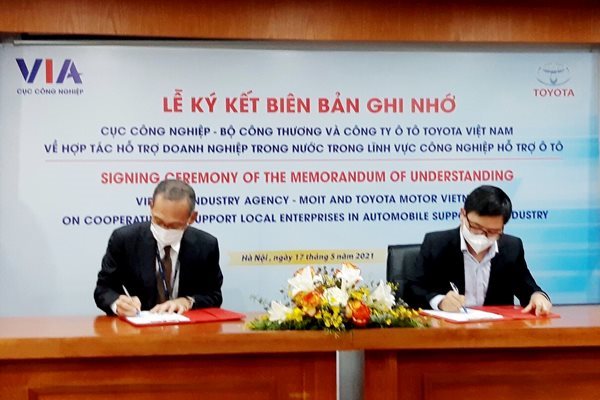 Toyota offers support to Vietnamese auto part producers