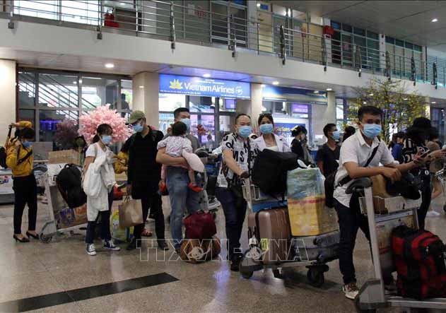 Vietnamese refrain from travel as Covid-19 returns