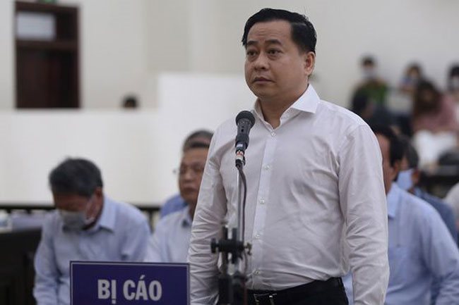 Former top cop charged for involvement in Vu Nhom’s bribery
