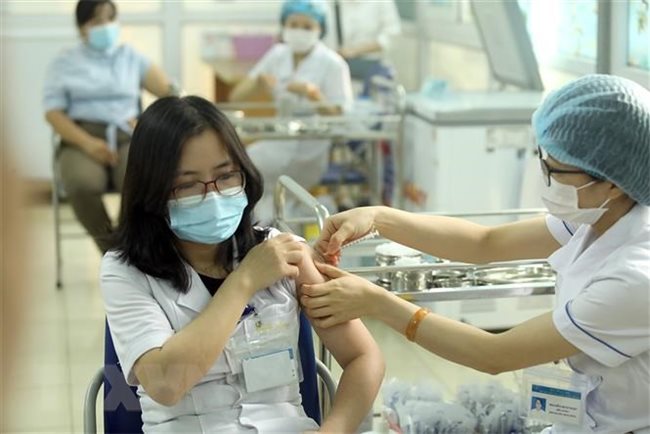 HCMC negotiates to buy five million doses of Covid-19 vaccine
