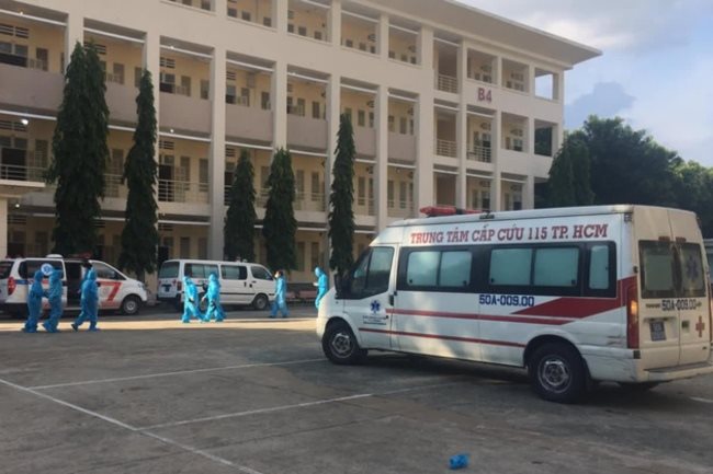 HCMC opens Covid-19 field hospital with 1,000 beds