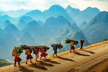 Top 10 Best Places to Visit in Vietnam Video
