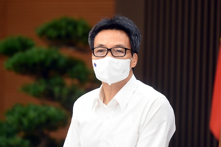 Firms violating COVID-19 prevention rules must be suspended: Deputy PM