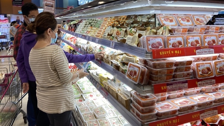 Ho Chi Minh City works to ensure adequate supply of goods amid social distancing