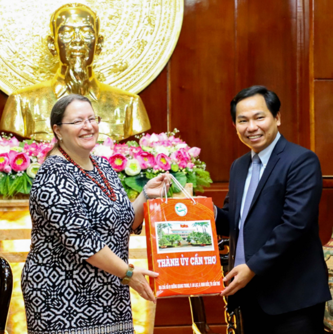 Vietnam Taiwan China train high quality human resources
