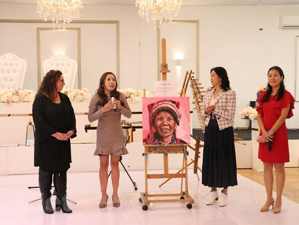 Vietnamese alumni in Australia Over AU 6 307 donated for human trafficking victims