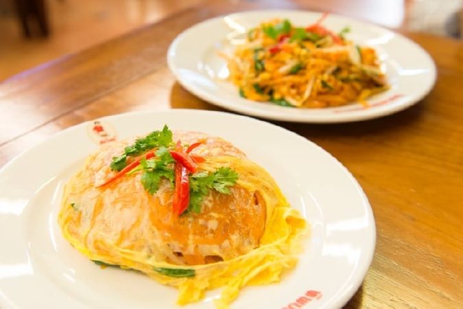 Top 15 must-try dishes in Thailand