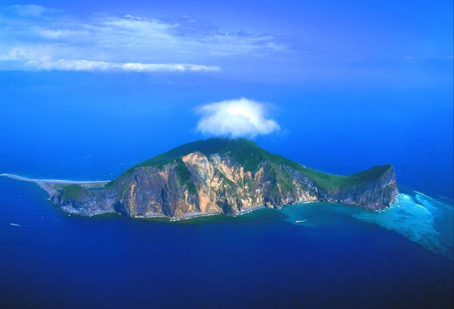 Top 8 islands with a strange but gorgeous appearance