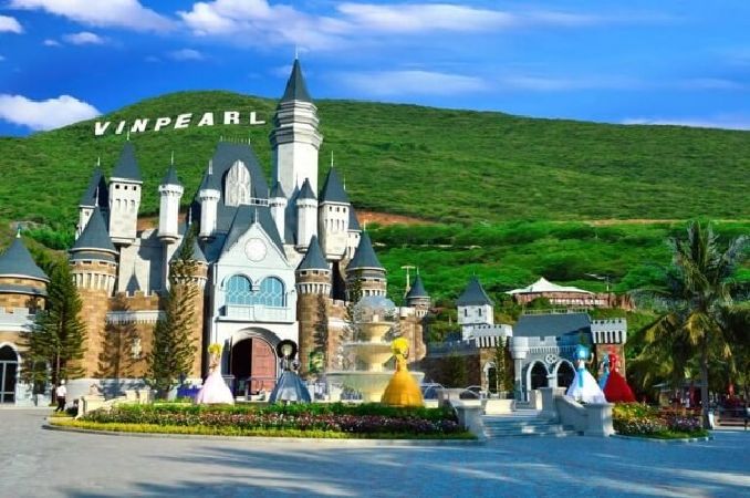 Top 6 famous beautiful places in Nha Trang