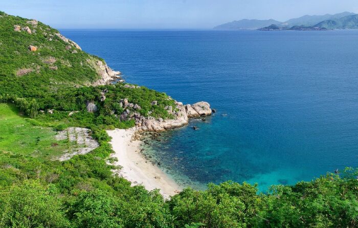 Top 9 most popular tourist destinations in Cam Ranh