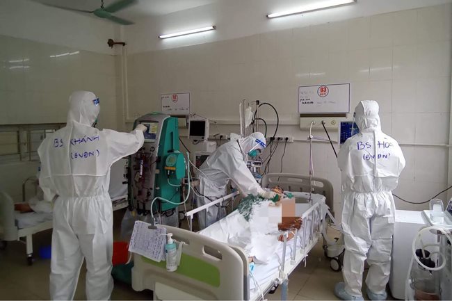 Two Covid-19 patients in Bac Giang die aged over 80