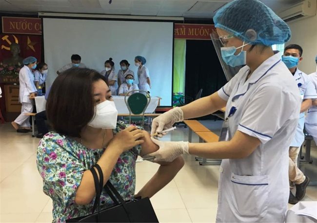 Vietnam approves China’s Covid-19 vaccine for emergency use