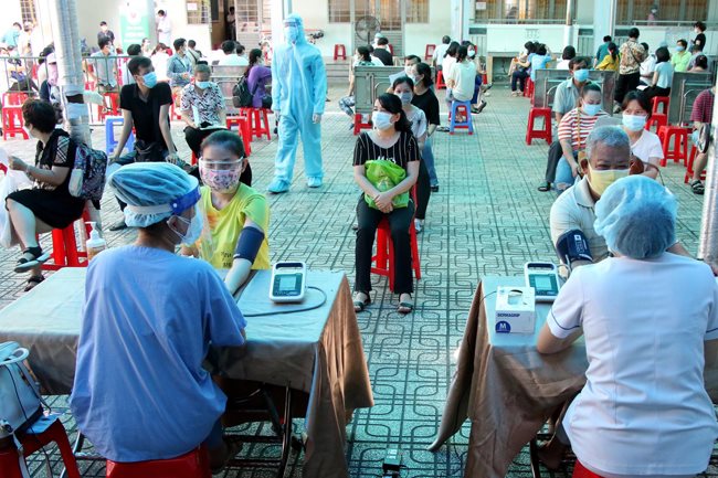 Vietnam’s Covid-19 tally surpasses 16,000