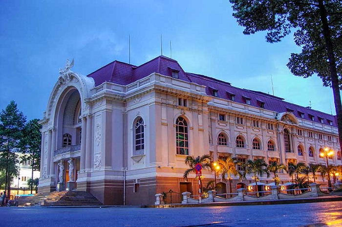 First, visit the Ho Chi Minh City theater to admire the unique architecture & watch a special show