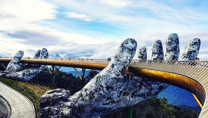47 beautiful tourist destinations in Da Nang, so enchanting that you forget the way back