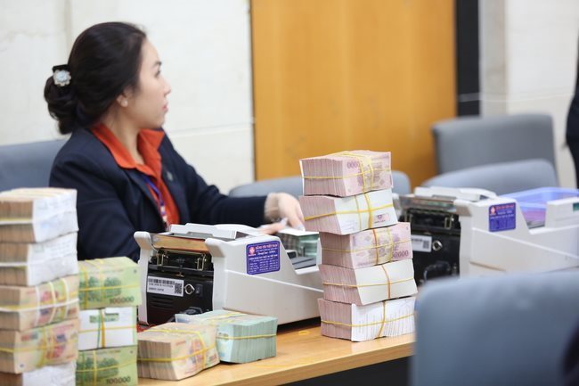 Banks set to lower lending rates