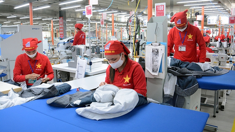 Fighting the pandemic without hurting economic growth