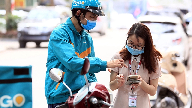Multichannel retail a new trend amidst pandemic in Vietnam