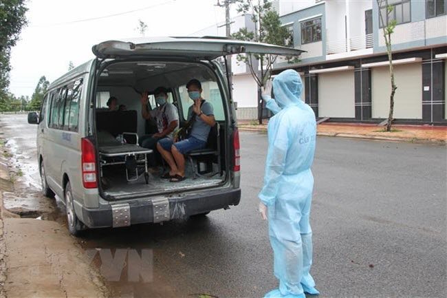 HCMC hospitals expected to discharge over 1,000 recovered Covid-19 patients daily