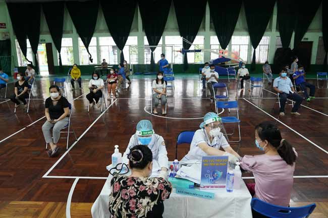 HCMC proposes Health Ministry allocate more Covid vaccine doses