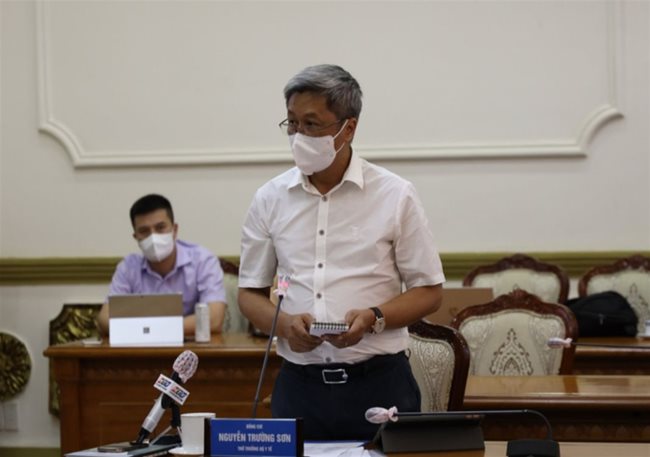 Health Ministry to allocate one million more Covid-19 vaccine doses to HCMC