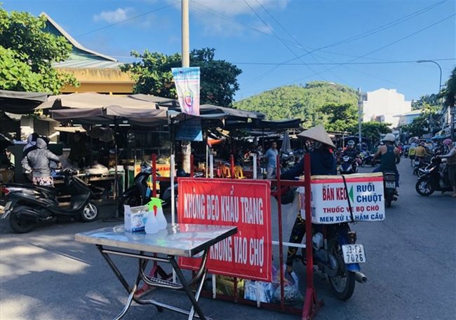 Khanh Hoa proposes stopping receiving repatriation flights
