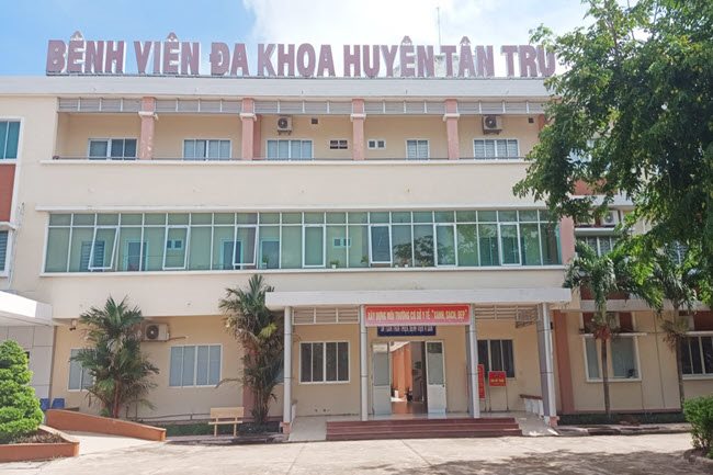 Mekong Delta provinces rushing to build field hospitals as Covid cases soar