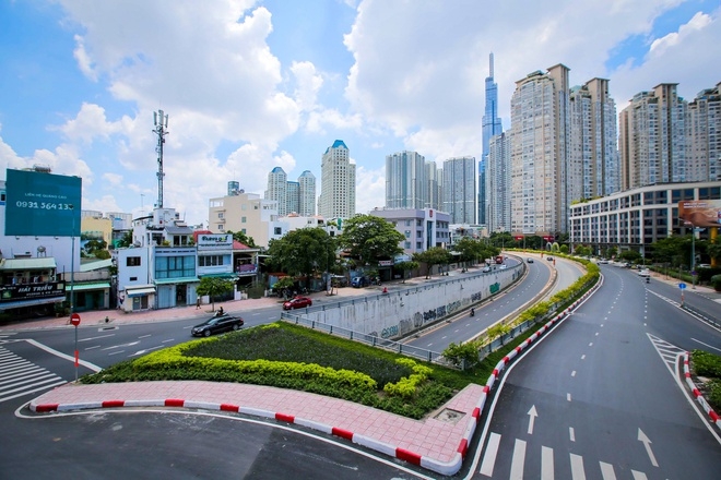 Expats In Ho Chi Minh City Adapt To Life Changes Amid Social Distancing