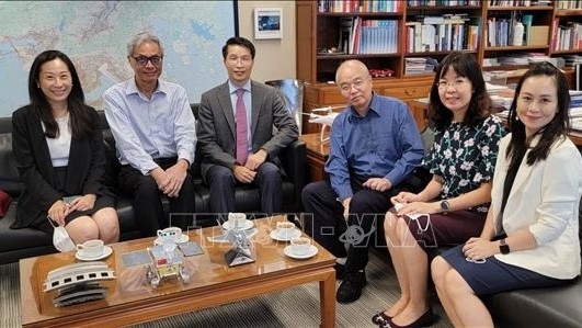 Vietnam enhances educational cooperation with universities in Hong Kong (China)