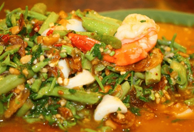 Rau rút - a special veggie of Vĩnh Phúc locals