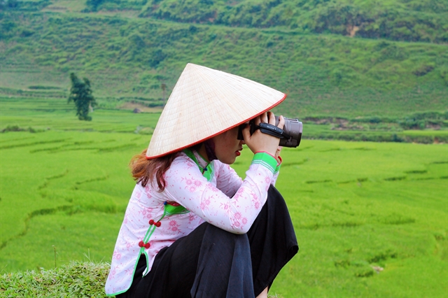 Sa Pa local spreads Giáy culture, cuisine, and traditions via Youtube