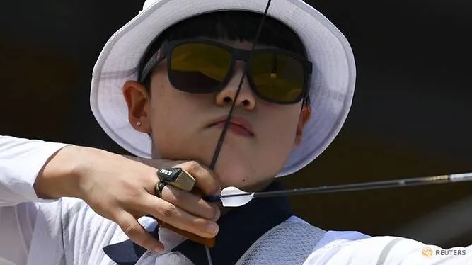 Olympics-Republic of Korean women archers sweep qualifying, eye longest gold streak