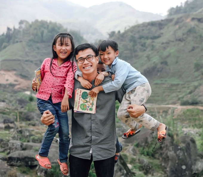 Traveling alone from the South to the North to raise funds for children’s charity