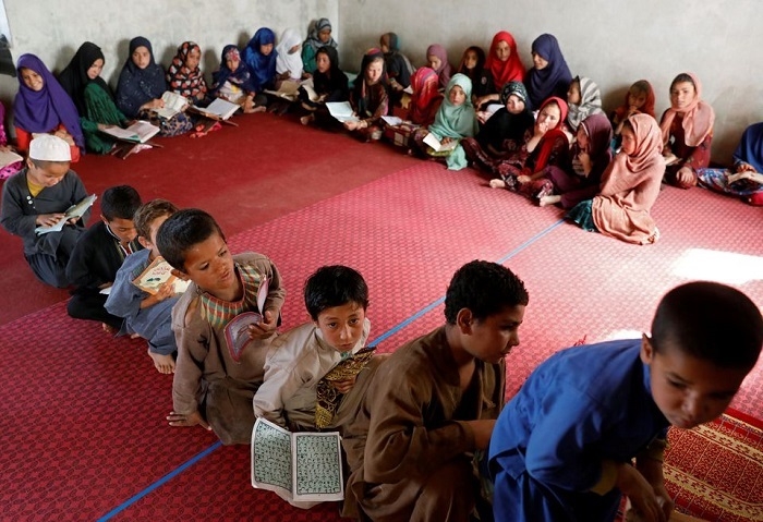 Afghanistan on brink of humanitarian crisis-UN refugee agency