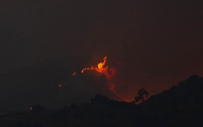 Cyprus requests help from Israel, EU to combat huge fire