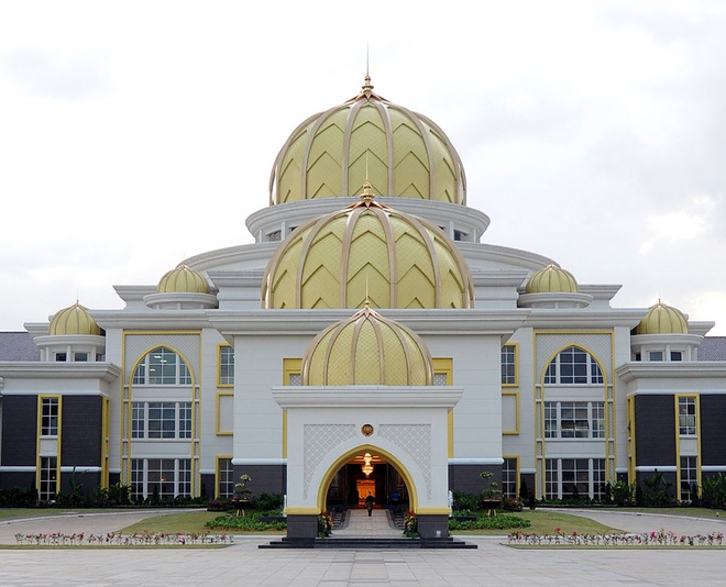 Gorgeous Palaces Around The World For Luxury Loving Travelers