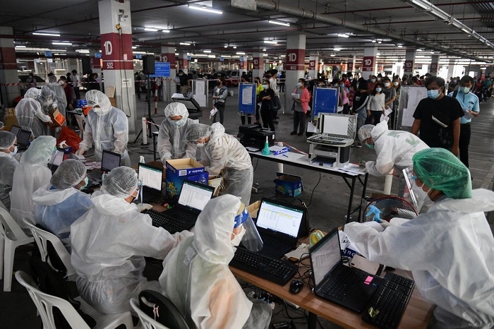 Thailand reports record number of COVID-19 cases for fourth day