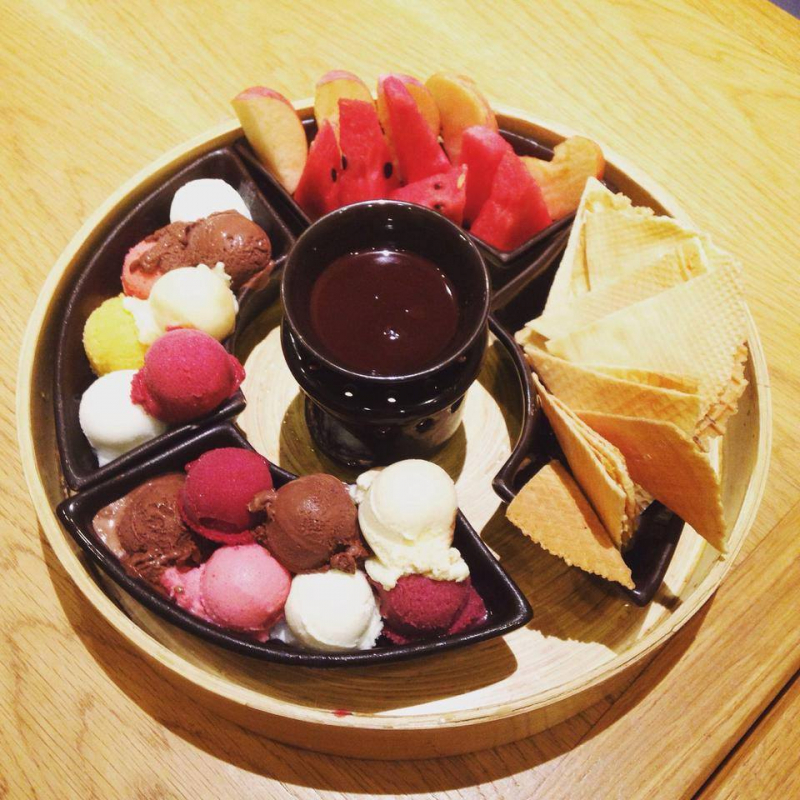 19 delicious ice cream hotpot restaurants in Ho Chi Minh City, is the most loved by young people