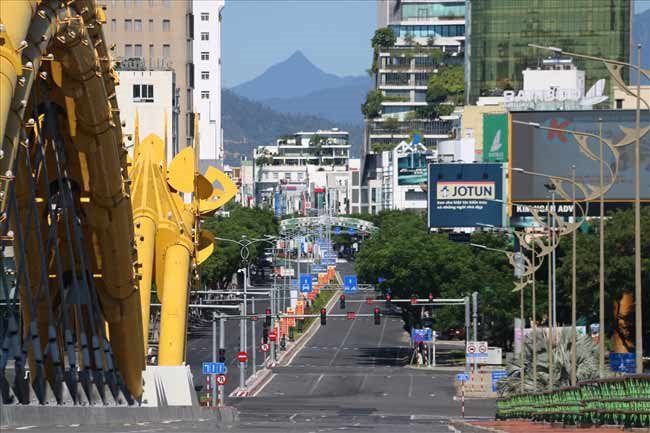 Danang to continue banning residents from venturing out for 3 more days