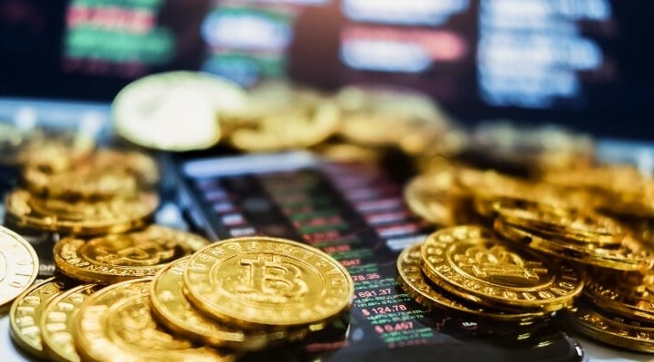Cryptocurrency market capitalization hits $2 trillion again as Bitcoin surges again