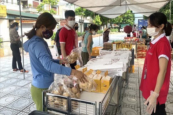 Hanoi to launch 2,500 mobile stores if wet markets closed amid Covid concern