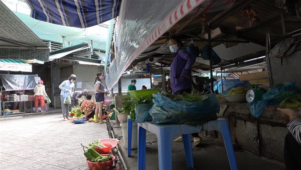 HCMC’s retail sales drop sharply in July