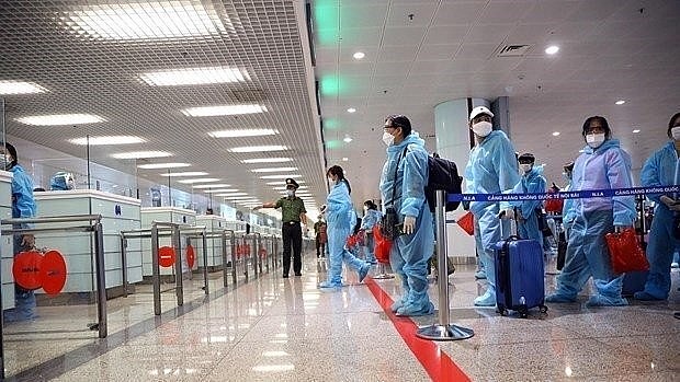Ho Chi Minh City Facilitates International Air Ticket Holders Travel to Airport