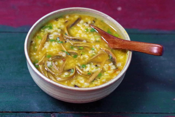Improvised eel recipes for authentic Vietnamese taste amid downtown movement curbs