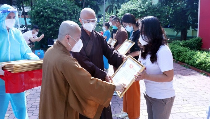 Religious volunteers in fight against COVID-19 honoured