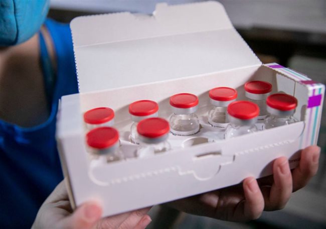 Some 500,000 more Covid vaccine doses arrive in Vietnam
