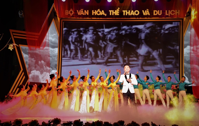 Special art performance to celebrate National Day