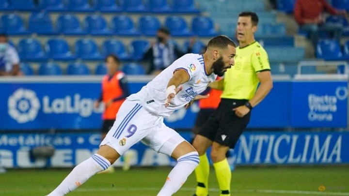 Football: Benzema double helps Real to winning start at Alaves