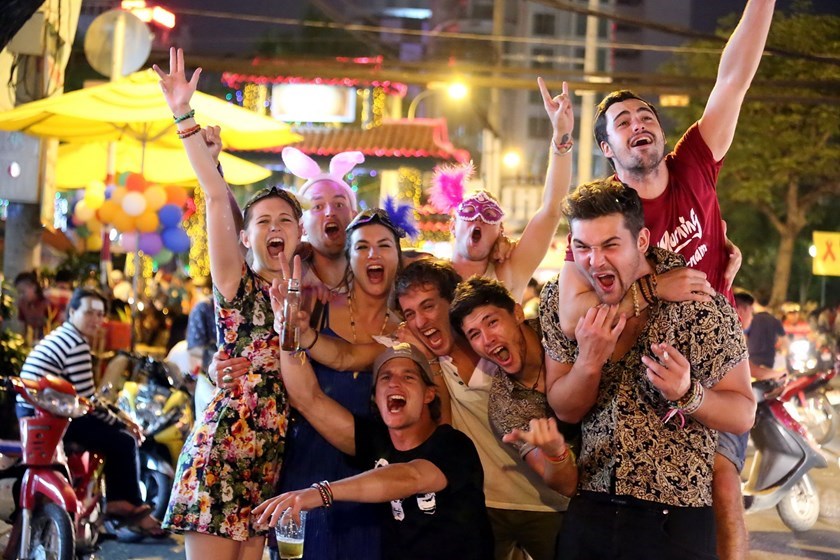 7 Fun Trips To Take With Your Best Friend Breaking News Latest World 